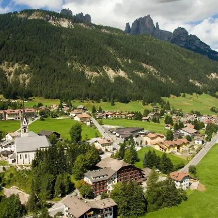 Bel A Parte Apartment Vigo di Fassa